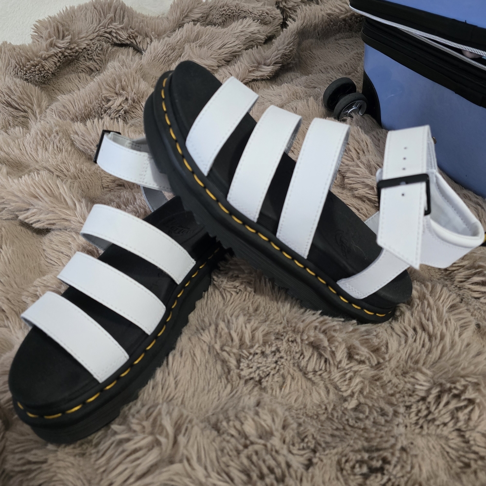 Doc Martens Blaire Sandals - SIZE 8